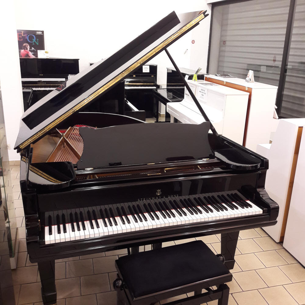 STEINWAY A