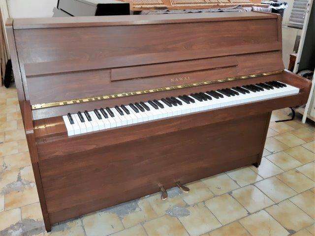 Piano droit d'occasion KAWAI CX5