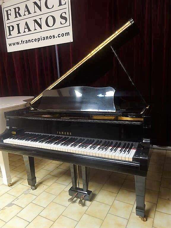 Piano à queue d'occasion YAMAHA G2