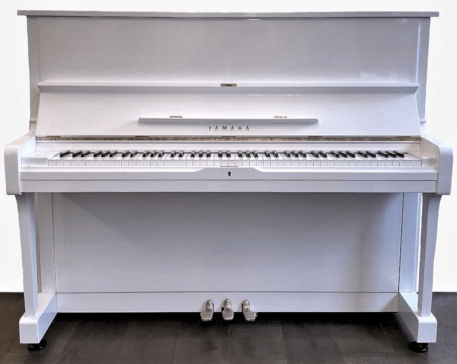 Piano Yamaha U1 Blanc Occasion - L'Atelier du Piano