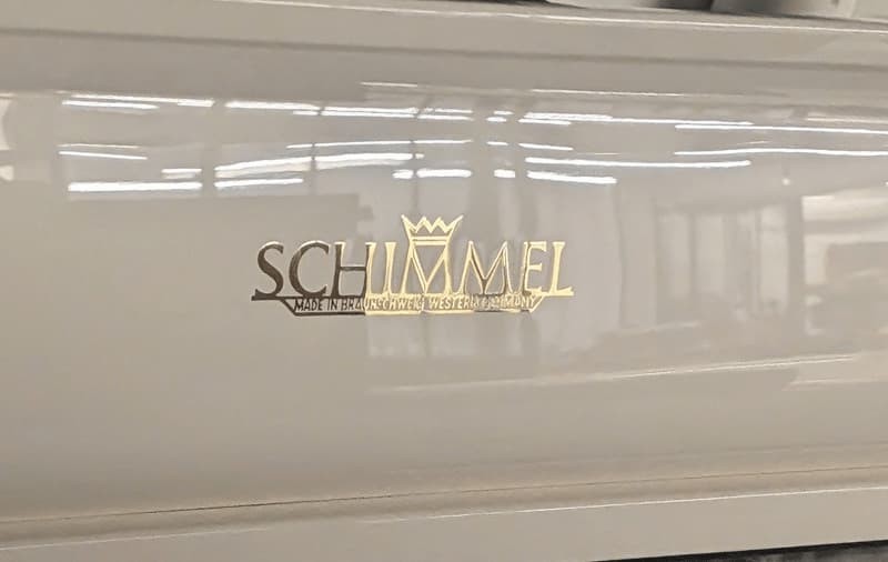 QUART QUEUE SCHIMMEL 150 T BLANC BRILLANT