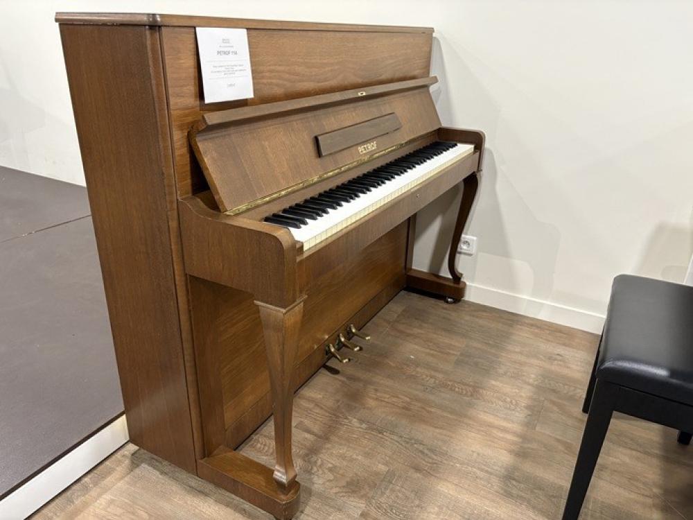 Piano droit PETROF 114  Chippendale
