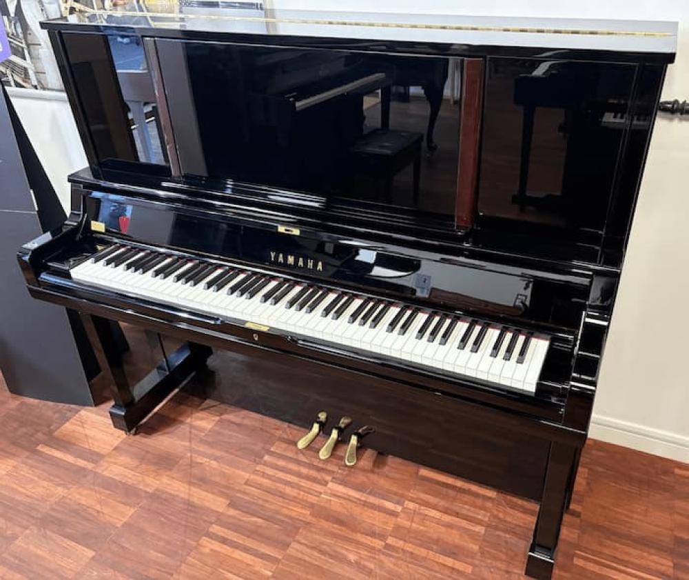 Exceptionnel piano droit YAMAHA YUS5