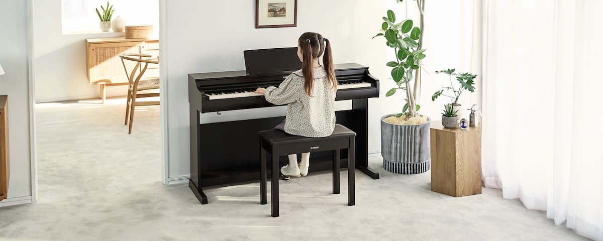 YAMAHA YDP166